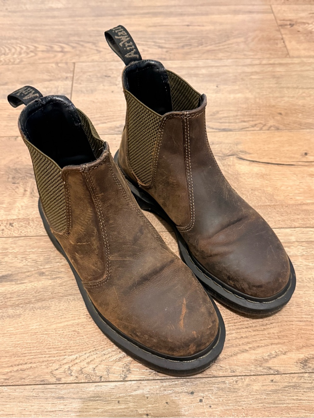 Dr. Martens 2976 Crazy Horse Leather Chelsea Boots